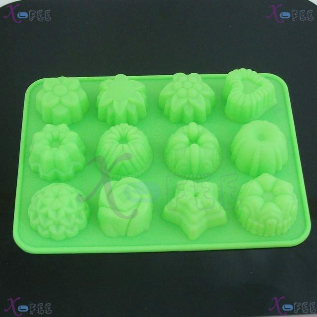 dgmj00031 Green Star NEW Kitchen 12 Different Shape Silicone Bakeware Baking Mold Cake PAN 1