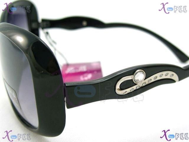 tyj00167 New Black Rhinestone Women Accessories UV400 Fashion Chinese Eyewear Sunglasses 3
