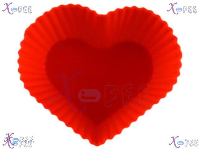 dgmj00012 3PCS DIY Food Kitchen Red Heart Silicone Muffins Bakeware Cupcake Baking Molds 1