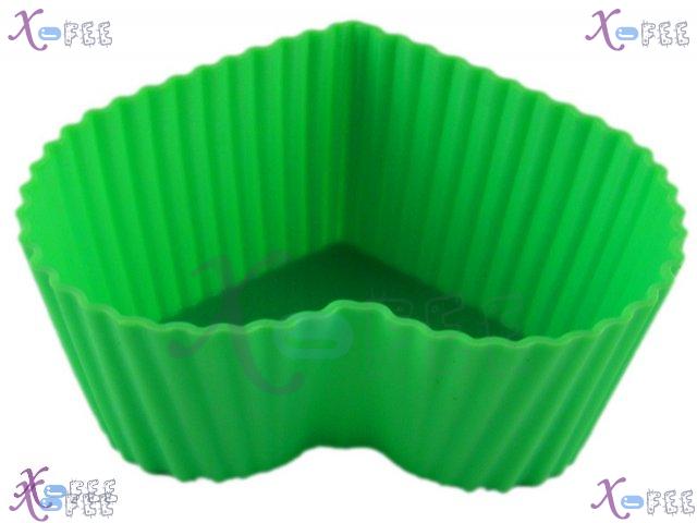 dgmj00013 3PCS DIY Kitchen FOOD Green Heart Silicone Bakeware Muffins Cupcake Baking Molds 3