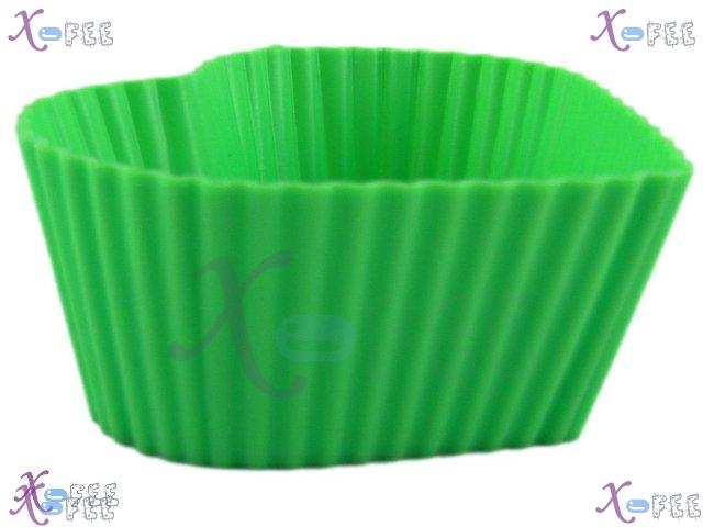 dgmj00013 3PCS DIY Kitchen FOOD Green Heart Silicone Bakeware Muffins Cupcake Baking Molds 4